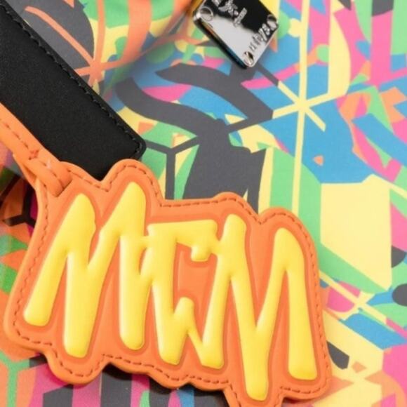 NWT MSRP$890  MCM Aren Cubic Clear Plastic Camoflauge Tote Bag Shoulder Bag - Picture 11 of 11